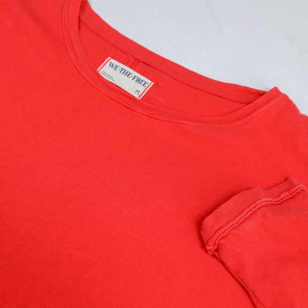 We The Free Long Sleeve T-Shirt Womens Medium Red Oversized Raw Hem Cotton Tee - Picture 9 of 13